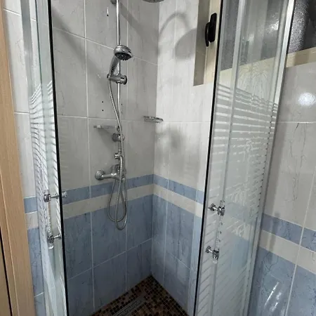 דירה I&s 3 *
